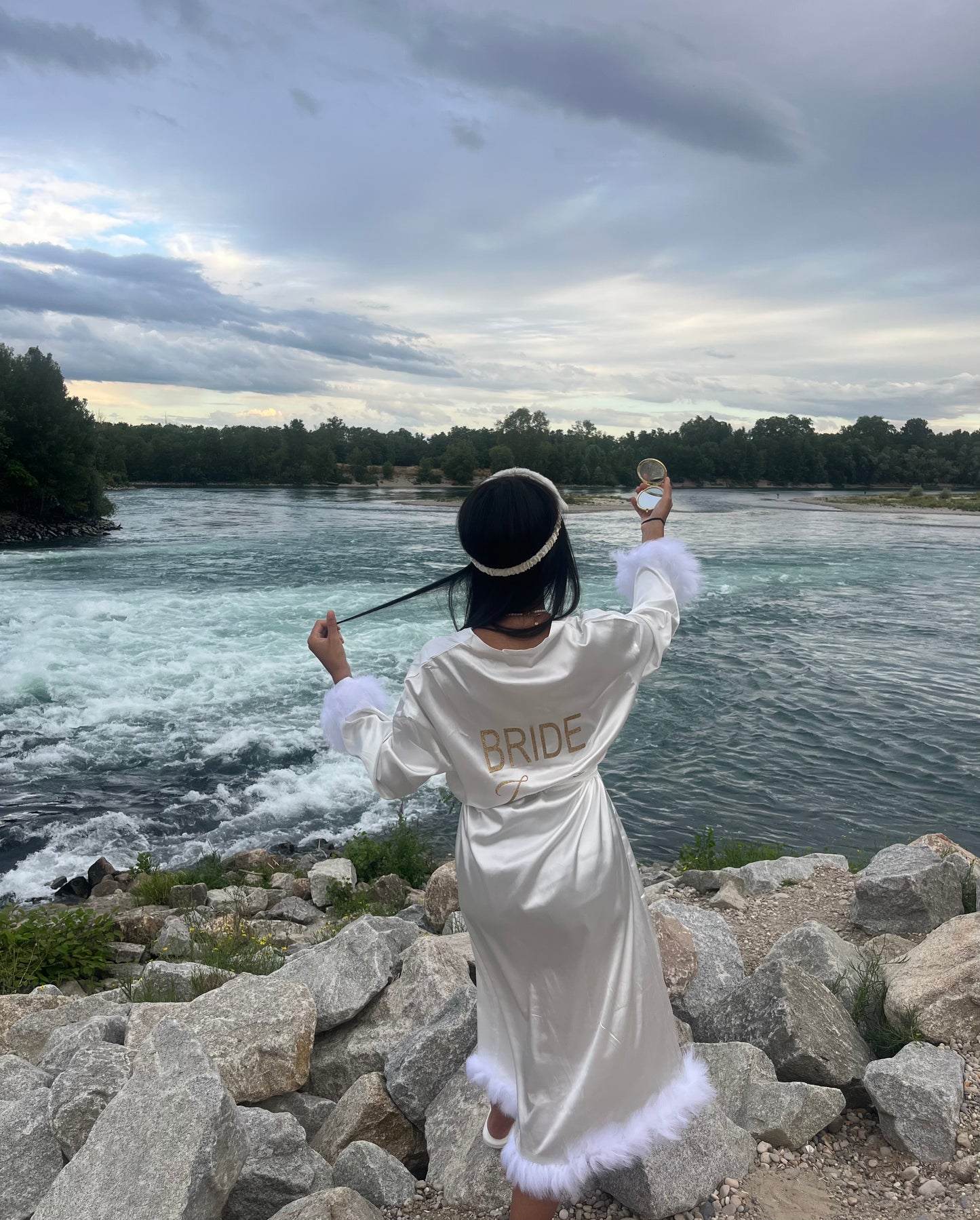 Peignoir à plumes Bride