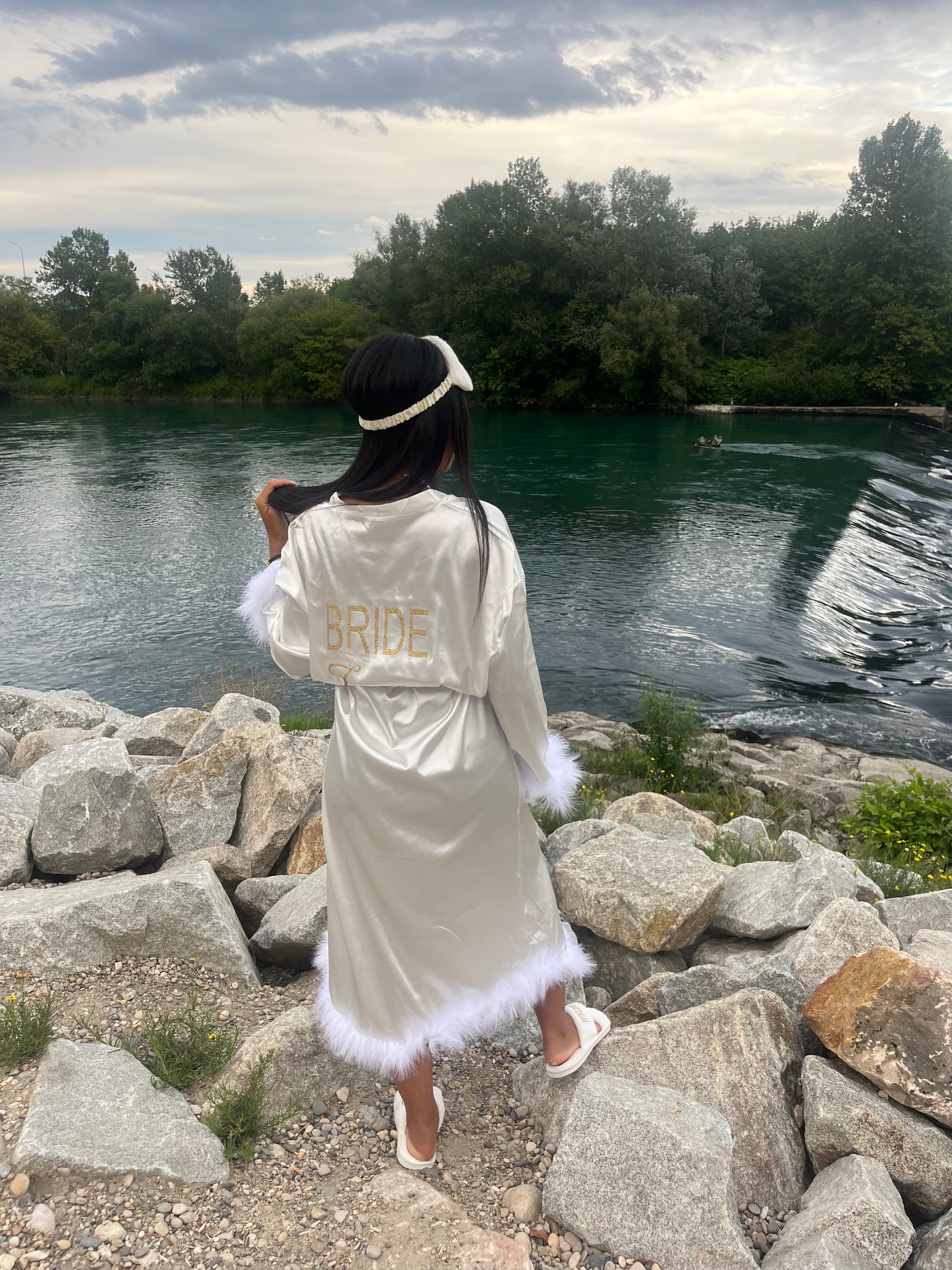 Peignoir à plumes Bride